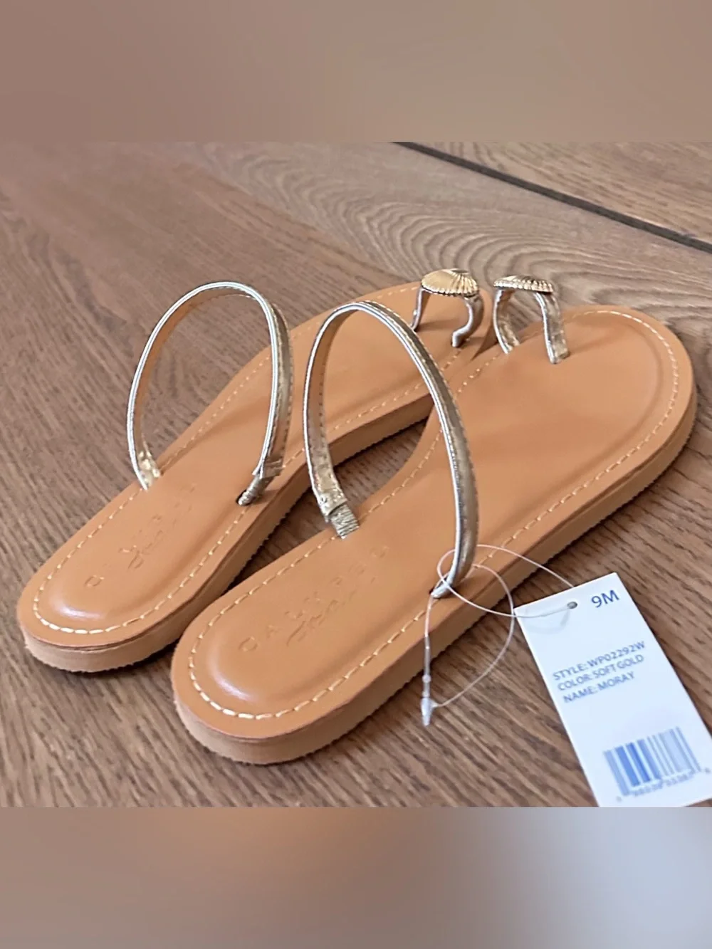 NWT. Calypso St. Barth Gold Shell-Toe Toe-Loop Sandals with Tan Footbed size 9M
